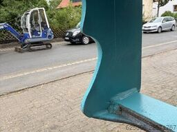 MONTABERT MB 400 mit Verachtert CW40 Kopfplatte