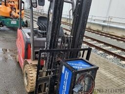 Manitou ME 425 C 2,5 t Elektro