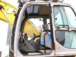 Kobelco/NEW-Holland E305