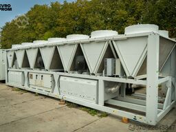 Used Industrial Chiller CARRIER - 890 kW | With warranty