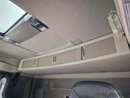 Volvo FH 13.540 6x2*4 - Platform with sidedoors - PTO...