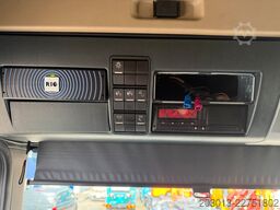MAN TGX 26.470 Euro 6 Abrollkipper mit Ladekran