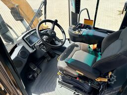 CATERPILLAR 950M Radlader mit Schaufel 2.062 BTH