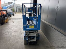 GENIE GS-2032 schaarlift schaar hoogwerker 2006 / 1200uur 8mtr werkhoogte