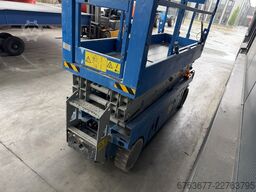 GENIE Genie GS-2032 schaarlift schaar hoogwerker 2006 / 1010uur 8mtr werkhoogte
