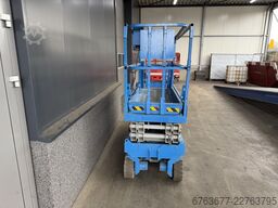 GENIE Genie GS-2032 schaarlift schaar hoogwerker 2006 / 1010uur 8mtr werkhoogte