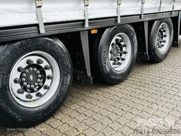 Schmitz Cargobull Curtainsider Mega Getränke