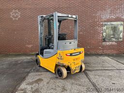 Jungheinrich EFG 320