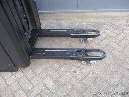 TOYOTA SWE160L