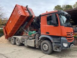 MERCEDES-BENZ Arocs 2643 L 6x4 Abrollkipper mit Kran Funk+Grei