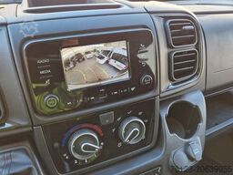  2 x Opel Movano, 3 x Fiat Ducato 18 Sitzer Jumpe