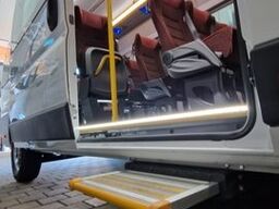 2 x Opel Movano, 3 x Fiat Ducato 18 Sitzer Jumpe