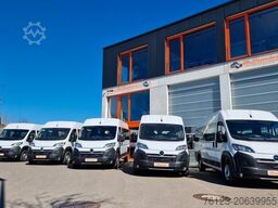 2 x Opel Movano, 3 x Fiat Ducato 18 Sitzer Jumpe