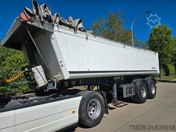 SCHMITZ CARGOBULL SKI 22 / Blatt gefedert