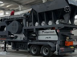 Polygonmach 1 PMCC2 jaw and cone crusher mobile