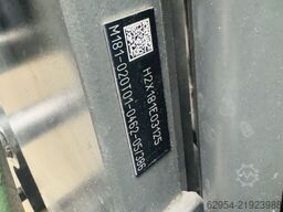 Linde E 16 C-01 Triplex Batterie Bj.22