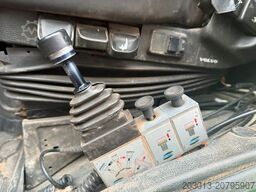 VOLVO FMX 500 6x4 Kipper mit Kran Atlas 172.3E - A4