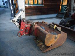 Takeuchi TB 290 mit POWERTILT