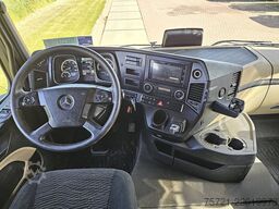 MERCEDES-BENZ ACTROS 1843