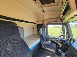 MERCEDES-BENZ ACTROS 1843