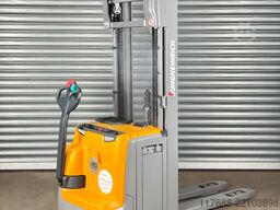 Jungheinrich EJC 214z - Service Neu - Initial + Freihub Triplex
