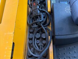 Jungheinrich ERE 120/C20