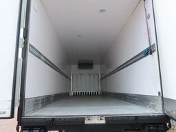 Scania P320 Koel/Vries Bakwagen + Dhollandia 2000KG