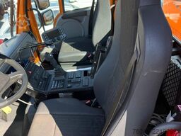 Mercedes-Benz Unimog U 319