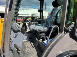 Mecala AS750 Schwenklader