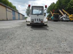 MAN AM110 Flugzeugschlepper