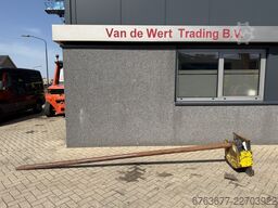  Tapijtdoorn Heftruck  fem2 / fem3