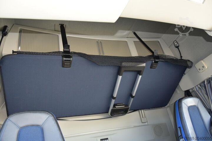 Standard-Zugmaschine VOLVO FH 500 Globetrotter XL