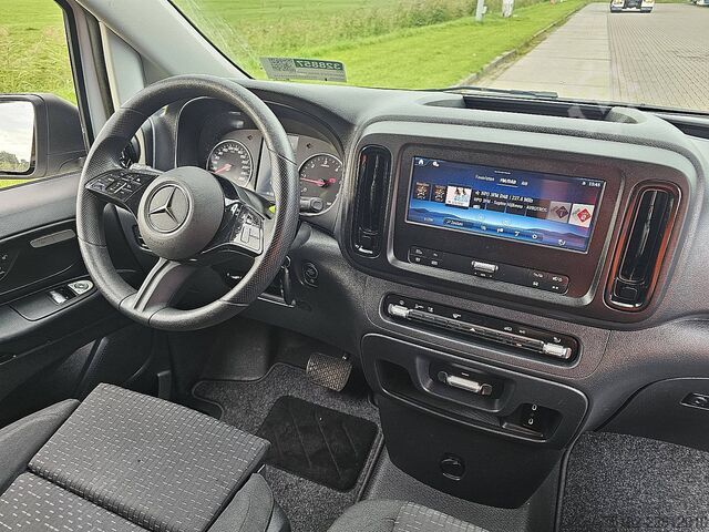 Kombi med högt tak MERCEDES-BENZ VITO 116 L3 XL Mbux Automaat!