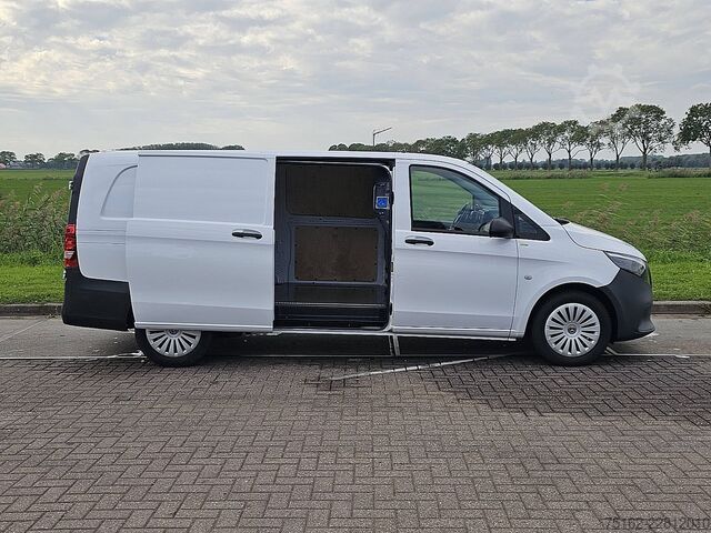 Kombi med högt tak MERCEDES-BENZ VITO 116 L3 XL Mbux Automaat!