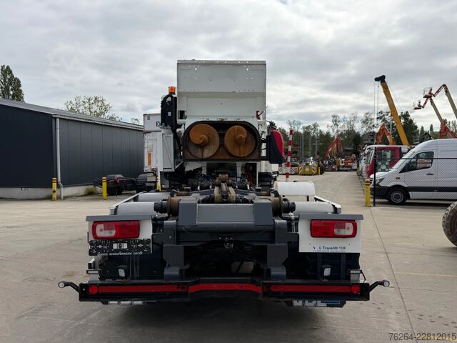 Containervervoer DAF CF 330 6x2 ZEILADER+KETTINGSYSTEEM