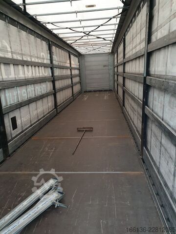 Návěs se shrnovací plachtou Fliegl 2-Achs Gardine TWIN Standard Xtra-Long