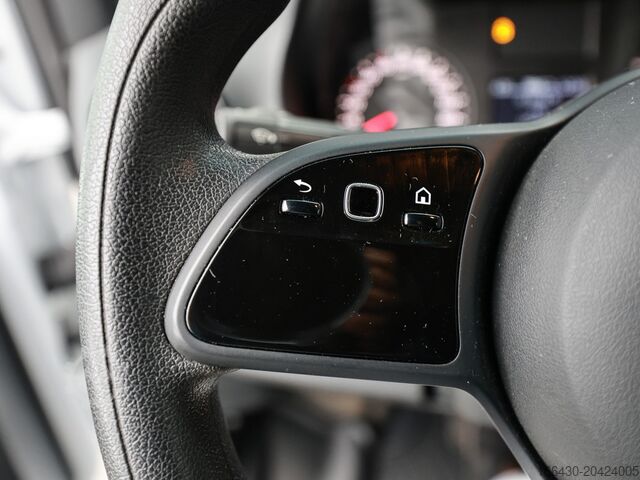 Panelová dodávka Mercedes-Benz Sprinter 315 CDI Kasten L2H2 AHK Stdhz. Navi