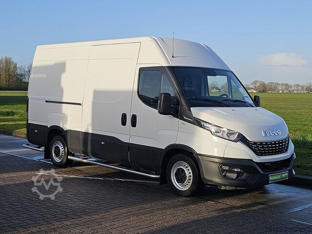 High-roof van IVECO DAILY 35S14       L2H2 Automaat Euro6!