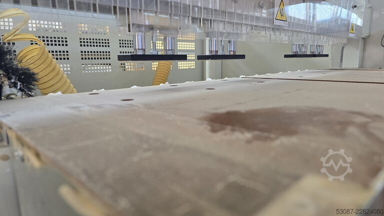 CNC-boormachine OMAL Insert 900