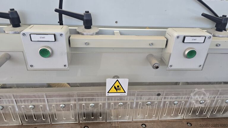 CNC-boormachine OMAL Insert 900