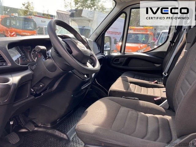 Furgon blaszak IVECO 35S16 L2H2