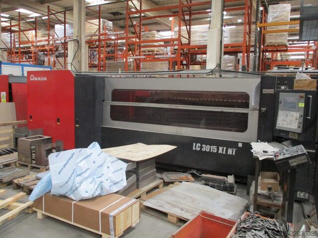 Laserskärmaskin Amada LC-3015