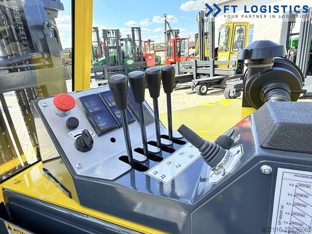 četvorosmerni viljuškar Combilift CB3000 DIESEL TRIPLEX 5500 FREE-LIFT