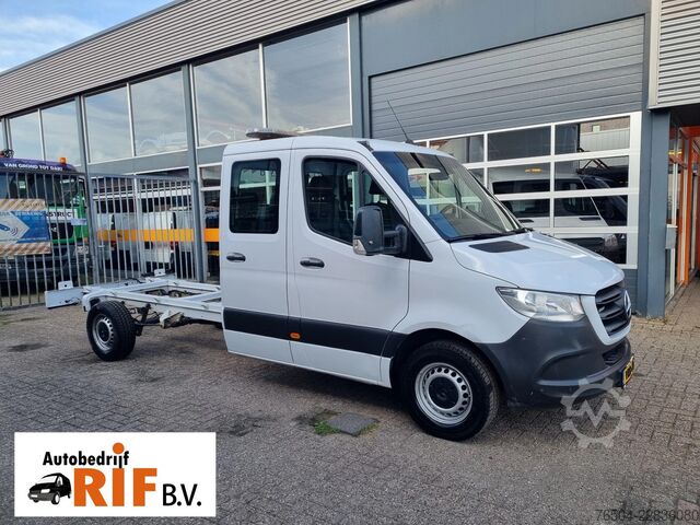 Šasija sa taksijem Mercedes-Benz Sprinter 319 CDI Chassis cabine DC 6 Zits Euro 6E