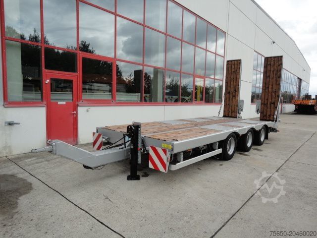 Lavtloader trailer Möslein TT 31  31 t GG Tridem- Tieflader 3 AchsNeufahrzeug