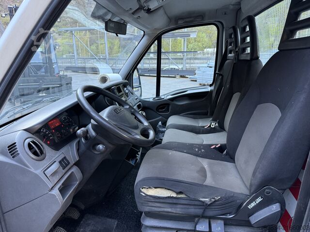 Fourgon pick-up Iveco Daily