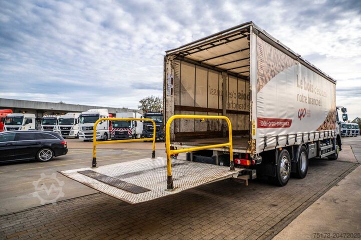 Lona RENAULT PREMIUM 310 6X2 + Palfinger 2.5T