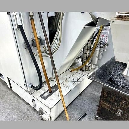 Lodret drejebænk EMAG VL 3