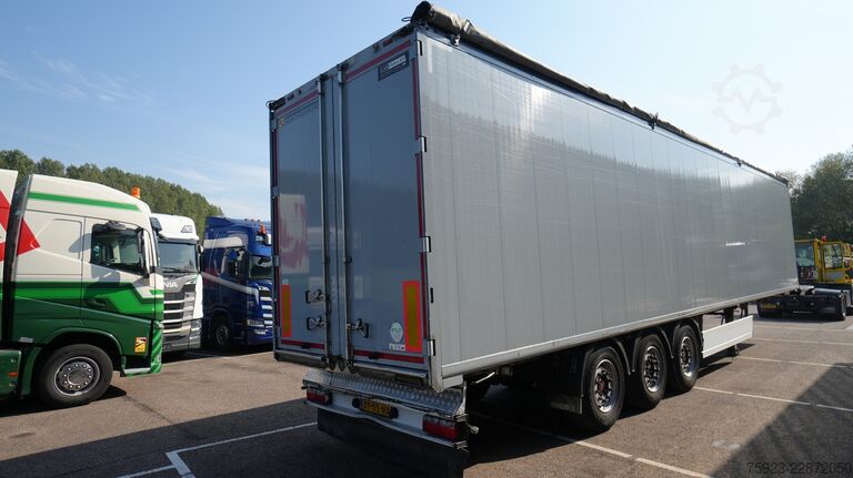  Kraker 3 AXLE WALKING FLOOR 90m3