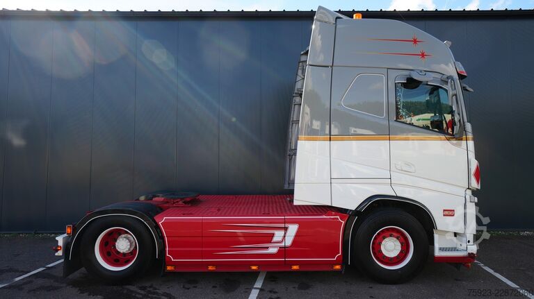  Volvo FH500 ADR GLOBETROTTER SHOWTRUCK